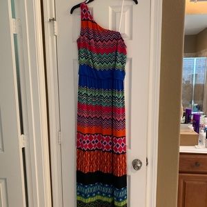 One shoulder flower dress